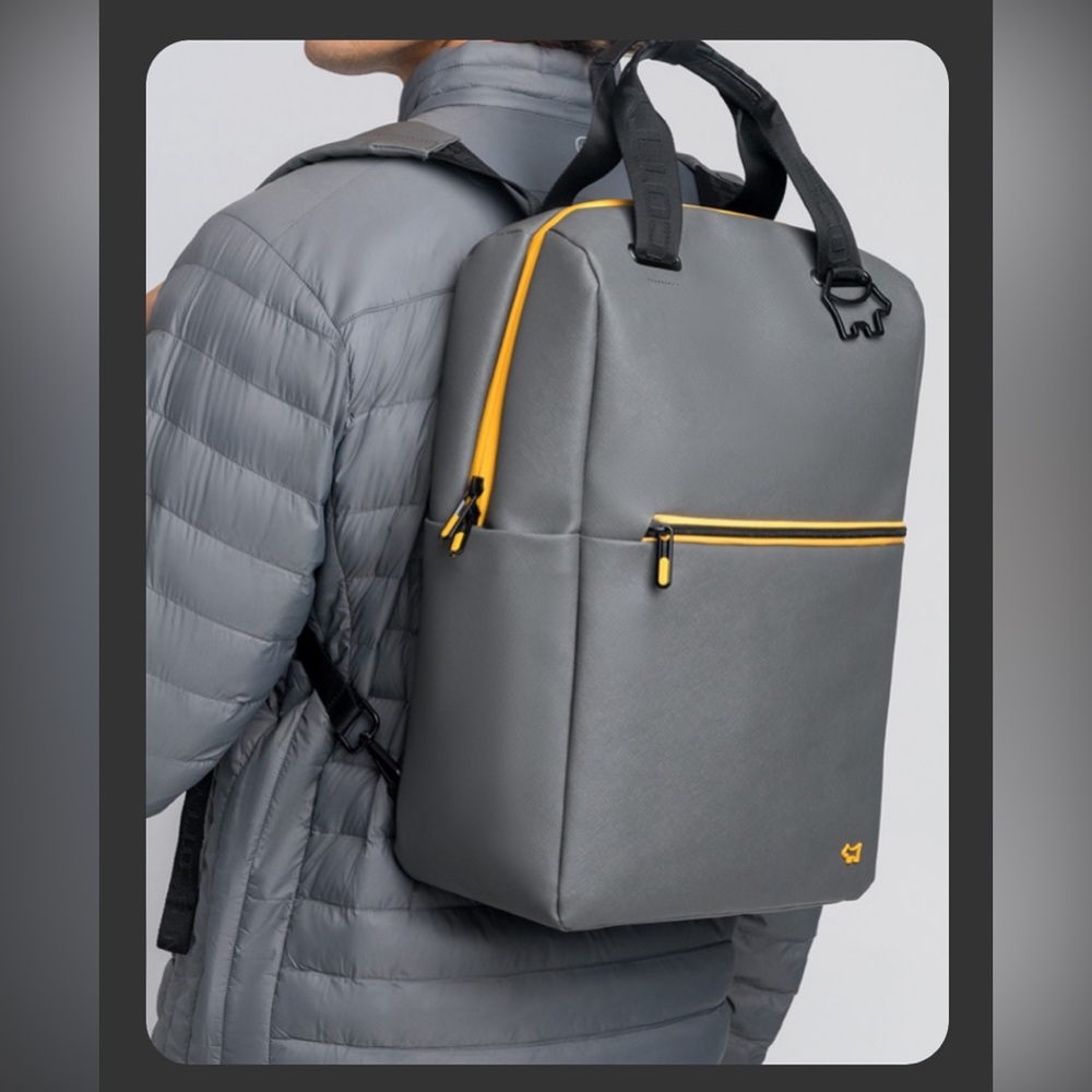 Limited Edition NEW Scotty Cameron - Gray Cooler Backpack with Orange Accents
